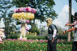 BIB: 
                            <button type="button" onclick="openModal(27621873)" class="btn btn-primary btn-sm float-right btn-popup" data-toggle="modal" data-target=".modal-high-quality">
                        <i class="fas fa-shopping-cart"></i> Add to Cart
                    </button>
                                            <button type="button" onclick="isThisMe(27621873, true)" class="btn btn-success btn-sm float-right btn-popup btn-isme hidden" data-toggle="tooltip" data-placement="bottom" title="นี่คือรูปของคุณใช่ไหม คลิกที่นี่เพื่อเอาเข้าอัลบั้ม">
                        <i class="fas fa-plus"></i> Add to album
                    </button>
                    <button type="button" onclick="isThisMe(27621873, false)" class="btn btn-warning btn-sm float-right btn-popup btn-isnotme hidden">
                        <i class="fas fa-ban"></i> Remove from album
                    </button>